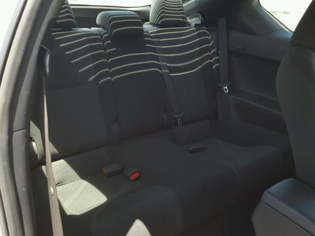 JTKJF5C77B3018921 - 2011 TOYOTA SCION TC 灰色 照片 6