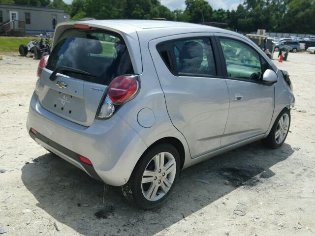 KL8CD6S94FC735287 - 2015 CHEVROLET SPARK SILVER photo 4