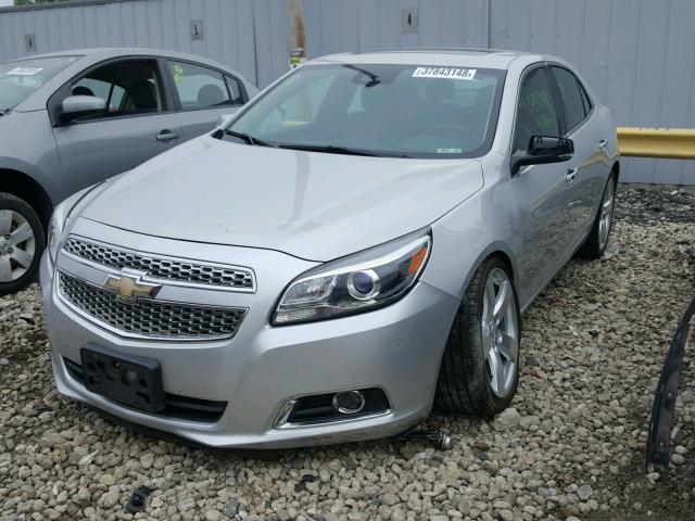 1G11J5SX0DF198941 - 2013 CHEVROLET MALIBU LTZ 银色 照片 2