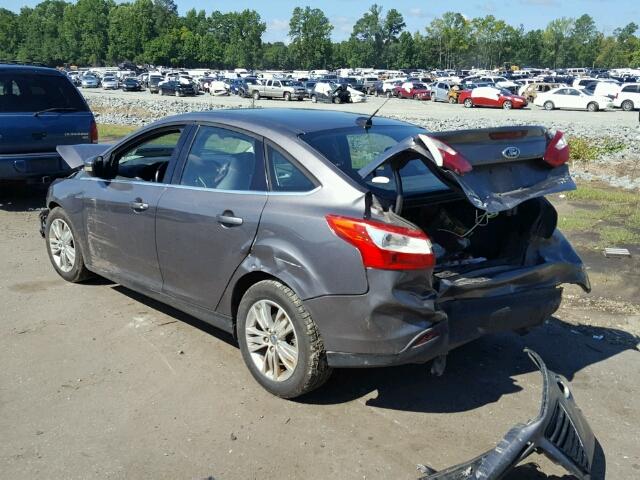 1FAHP3H22CL252573 - 2012 FORD FOCUS SEL GRAY photo 3