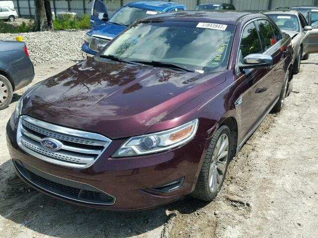 1FAHP2FW2BG166803 - 2011 FORD TAURUS BURGUNDY photo 2