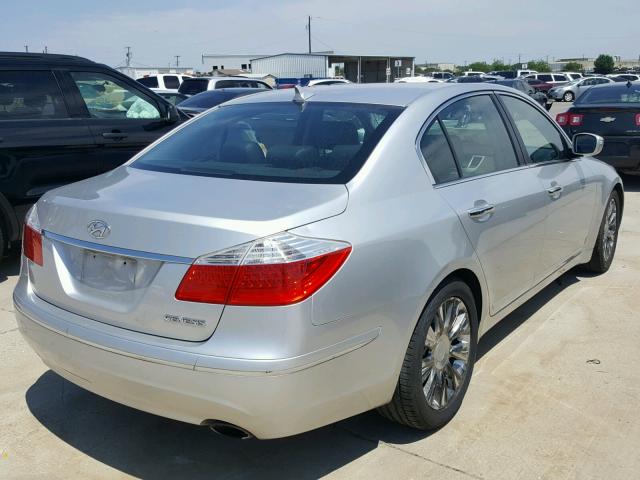 KMHGC46E89U019042 - 2009 HYUNDAI GENESIS 3. SILVER photo 4