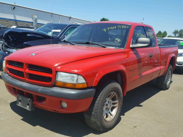 1B7GG32X82S515468 - 2002 DODGE DAKOTA SPO RED photo 2