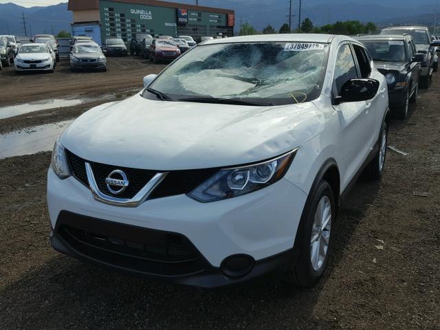 JN1BJ1CR8HW117875 - 2017 NISSAN ROGUE WHITE photo 2