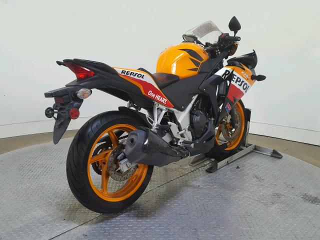 MLHMC4105D5302260 - 2013 HONDA CBR250 R ORANGE photo 8