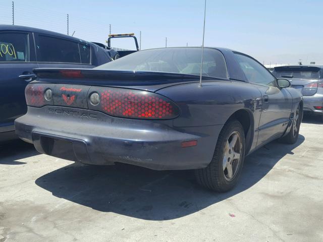 2G2FS22KX22170516 - 2002 PONTIAC FIREBIRD BLUE photo 4