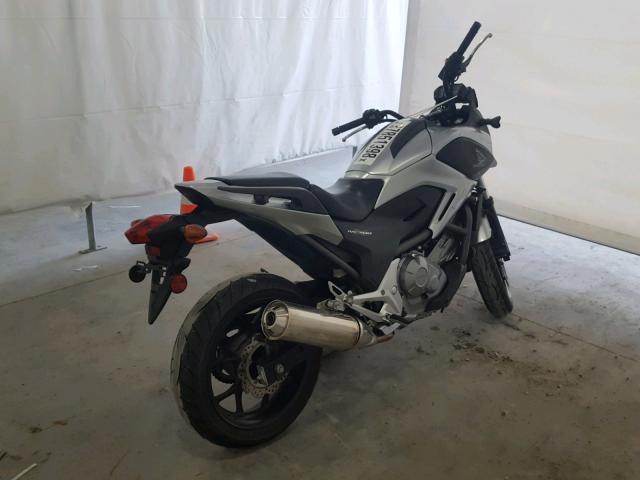 JH2RC635XDK100634 - 2013 HONDA NC700X SILVER photo 4