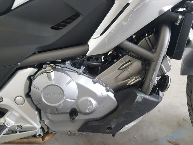 JH2RC635XDK100634 - 2013 HONDA NC700X SILVER photo 7