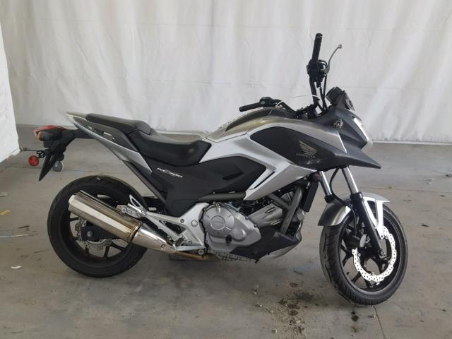 JH2RC635XDK100634 - 2013 HONDA NC700X SILVER photo 9