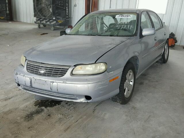 1G1ND52T9V6148773 - 1997 CHEVROLET MALIBU SILVER photo 2