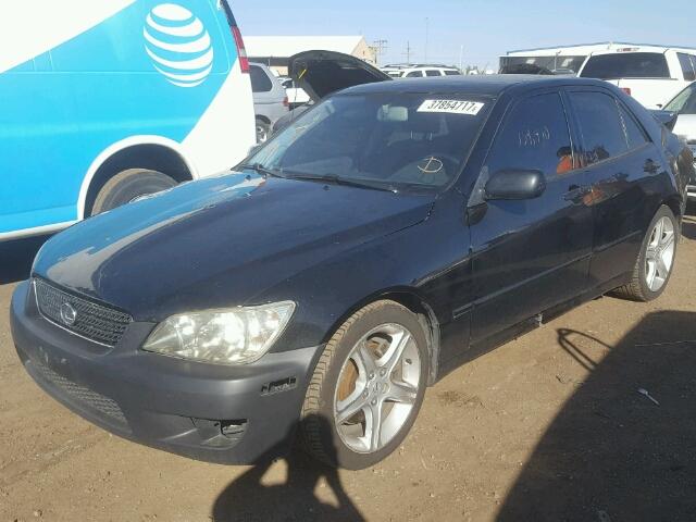 JTHBD192130079446 - 2003 LEXUS IS 300 BLACK photo 2