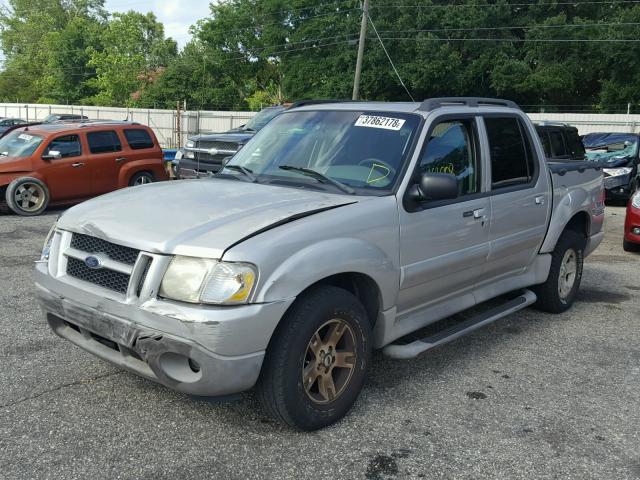 1FMZU67E73UB66105 - 2003 FORD EXPLORER S SILVER photo 2