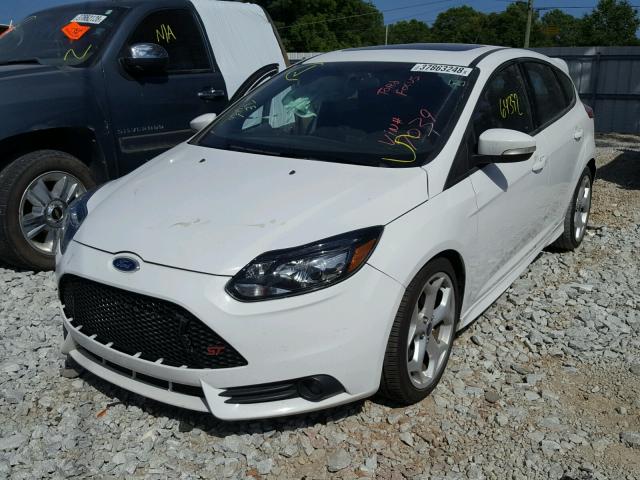 1FADP3L92EL387039 - 2014 FORD FOCUS ST WHITE photo 2