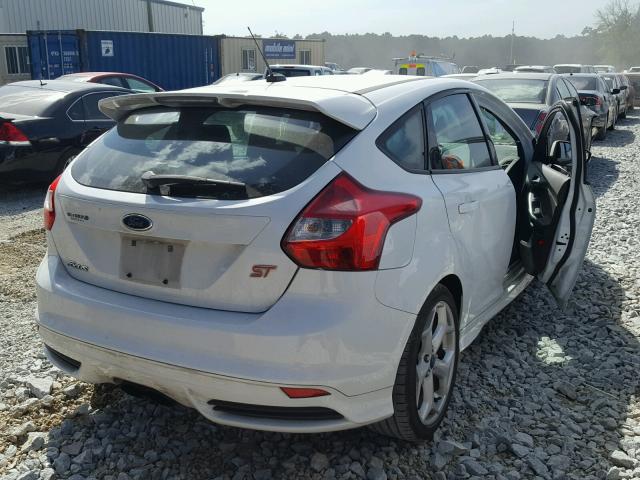 1FADP3L92EL387039 - 2014 FORD FOCUS ST WHITE photo 4