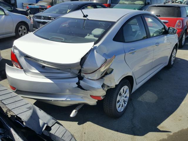 KMHCT4AE3HU172772 - 2017 HYUNDAI ACCENT SE SILVER photo 4