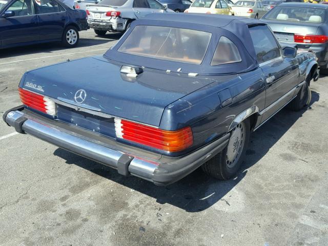 WDBBA48D6HA066237 - 1987 MERCEDES-BENZ 560 SL BLUE photo 4