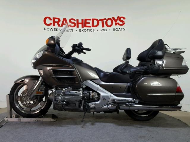 1HFSC47G89A803419 - 2009 HONDA GL1800 GRAY photo 5