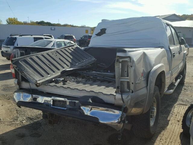 1GCGK13U05F952482 - 2005 CHEVROLET SILVERADO SILVER photo 4