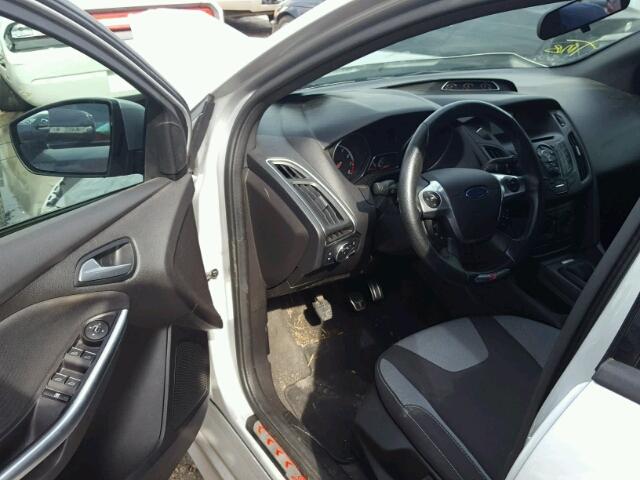 1FADP3L94DL220583 - 2013 FORD FOCUS ST SILVER photo 9