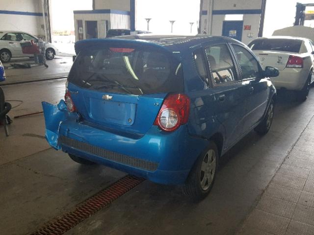 KL1TD66E79B614480 - 2009 CHEVROLET AVEO LS BLUE photo 4