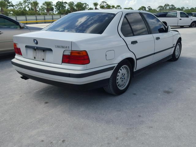 WBACB4325SFM04467 - 1995 BMW 325 I AUTO WHITE photo 4