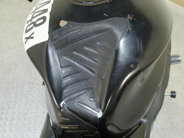 JH2PC35052M310227 - 2002 HONDA CBR600 F4 BLACK photo 18