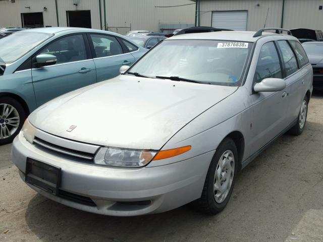 1G8JU82F1YY664520 - 2000 SATURN LW1 SILVER photo 2