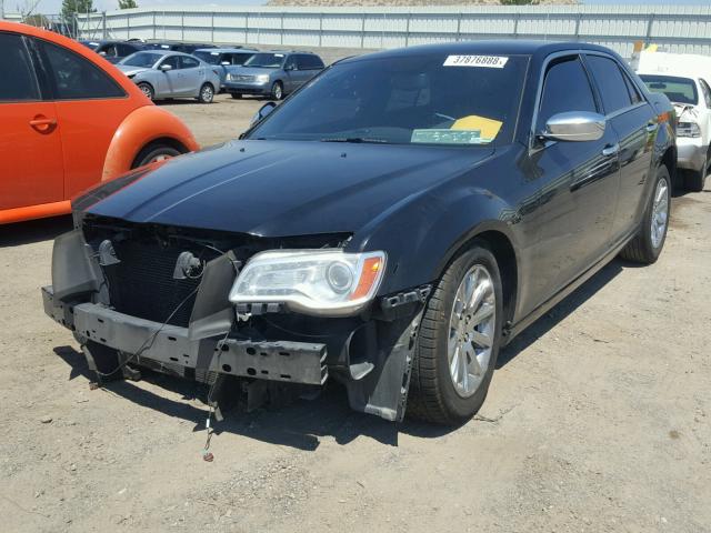 2C3CCACG0CH261247 - 2012 CHRYSLER 300 LIMITE BLACK photo 2