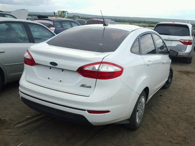 3FADP4AJ3FM105042 - 2015 FORD FIESTA S WHITE photo 4