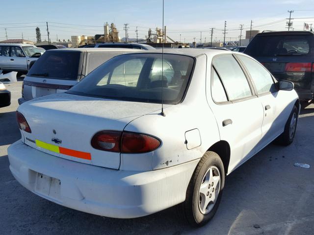 3G1JC5246YS106944 - 2000 CHEVROLET CAVALIER WHITE photo 4