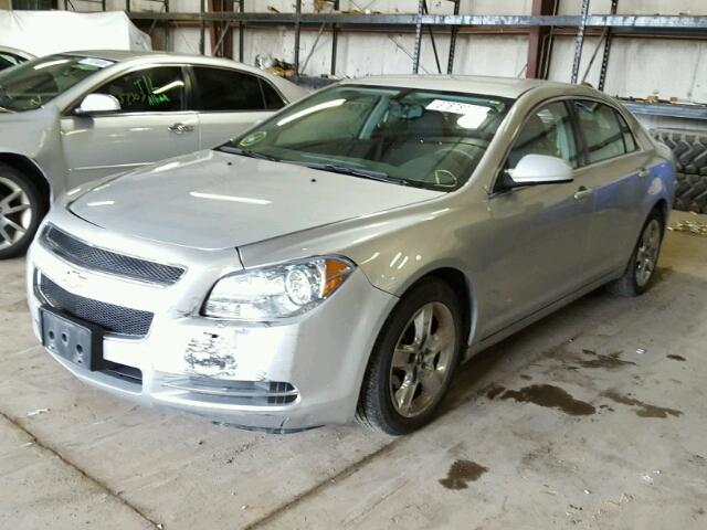 1G1ZC5EB8AF302231 - 2010 CHEVROLET MALIBU 1LT 银色 照片 2