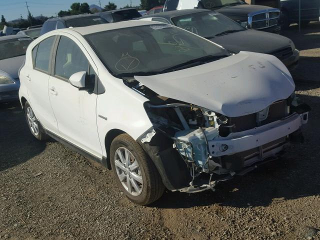 JTDKDTB39H1596947 - 2017 TOYOTA PRIUS C WHITE photo 1