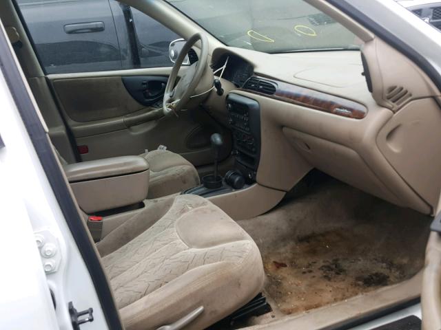 1G1NE52J42M566600 - 2002 CHEVROLET MALIBU LS WHITE photo 5