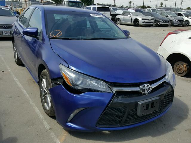 4T1BF1FKXFU941071 - 2015 TOYOTA CAMRY LE ლურჯი ფოტო 1