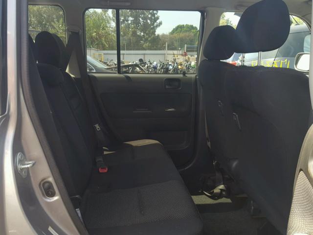 JTLKT324050176544 - 2005 TOYOTA SCION XB 灰色 照片 6