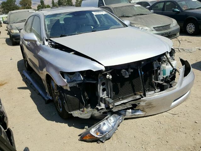 JTHBL46F685064138 - 2008 LEXUS LS 460 SILVER photo 1