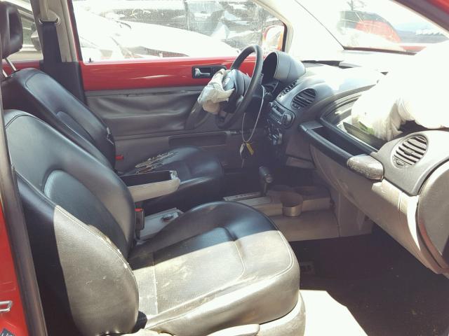 3VWCT21C71M410380 - 2001 VOLKSWAGEN NEW BEETLE 红色 照片 5