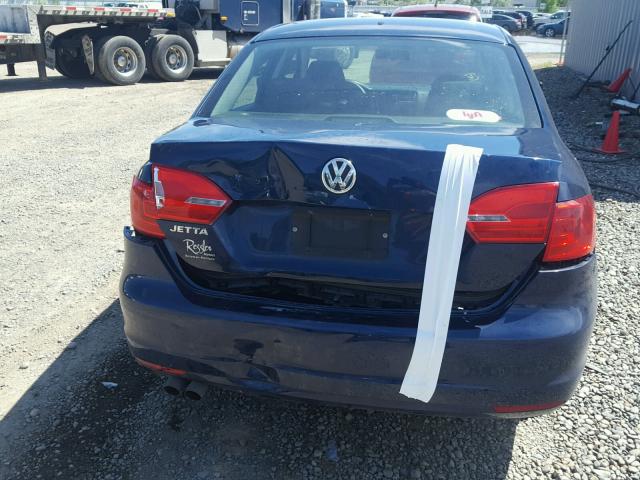 3VW1K7AJ6CM361813 - 2012 VOLKSWAGEN JETTA BASE BLUE photo 9