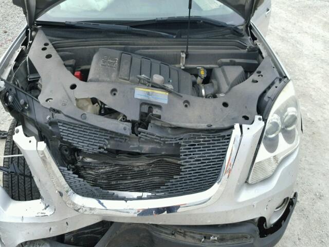 1GKLRLED7AJ139137 - 2010 GMC ACADIA SLE SILVER photo 7