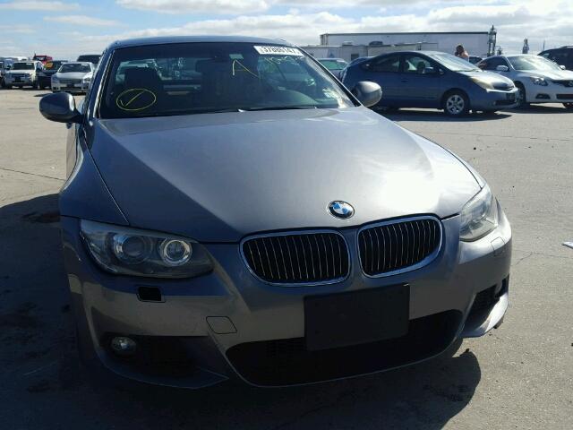 WBADW3C52CE823803 - 2012 BMW 328 I GRAY photo 9