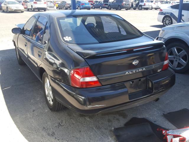 1N4DL01D31C102506 - 2001 NISSAN ALTIMA XE BLACK photo 3