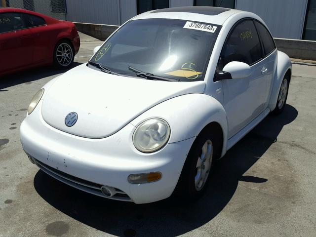 3VWCK21C02M401704 - 2002 VOLKSWAGEN NEW BEETLE 白色 照片 2
