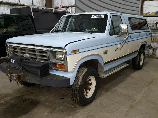 1FTHF2615FP819739 - 1985 FORD F250 TWO TONE photo 2