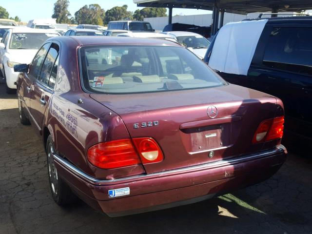 WDBJF55F1TJ007629 - 1996 MERCEDES-BENZ E 320 BURGUNDY photo 3