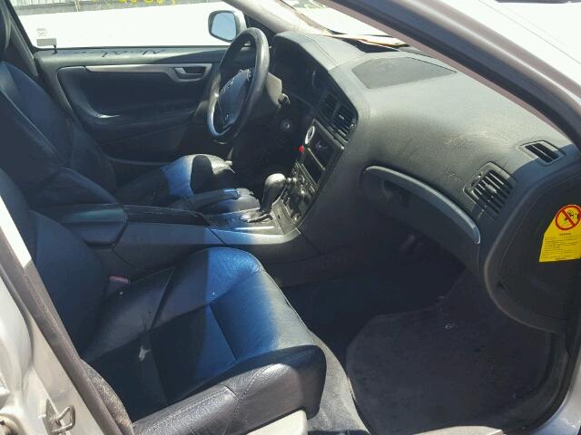 YV1RH52Y842386767 - 2004 VOLVO S60 R 银色 照片 5