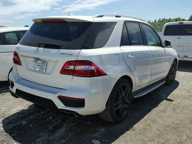 4JGDA7EB8CA049166 - 2012 MERCEDES-BENZ ML 63 AMG WHITE photo 4