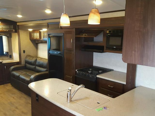 5SFNB3524GE305314 - 2016 HEART LAND SUNDANCE TWO TONE photo 6