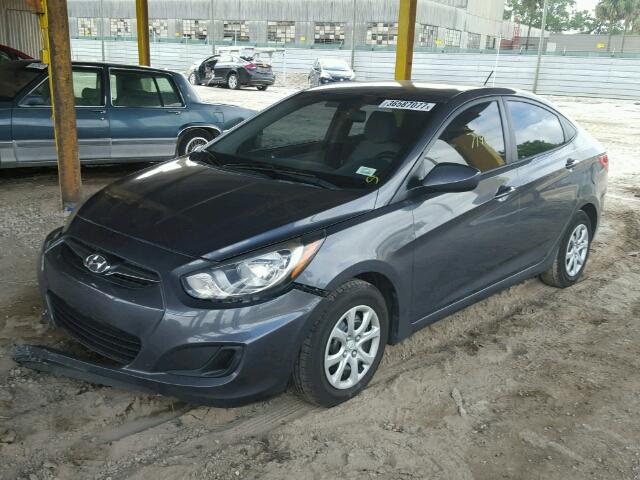 KMHCT4AE2DU397632 - 2013 HYUNDAI ACCENT GLS GRAY photo 2