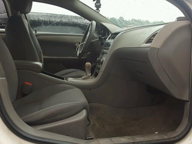 1G1ZG57B384188968 - 2008 CHEVROLET MALIBU LS თეთრი ფოტო 5