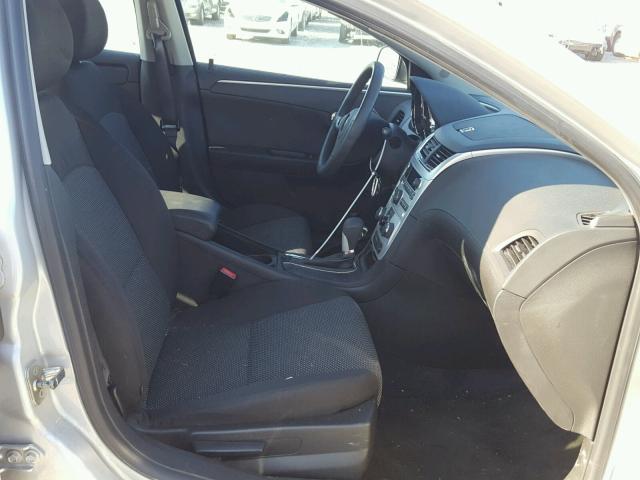1G1ZC5EU2CF233122 - 2012 CHEVROLET MALIBU 1LT ვერცხლისფერი ფოტო 5